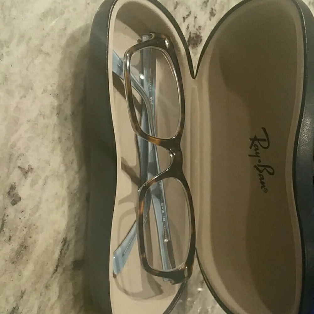 Rayban prescription glasses w/case unisex